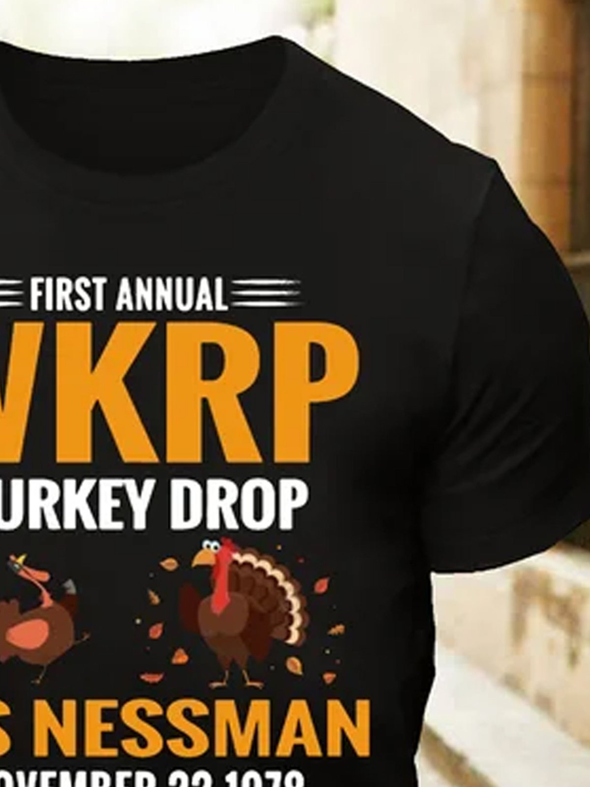 Royaura WKRP Thanksgiving Turkey Drop Essential Cotton T-Shirt For Men & Women