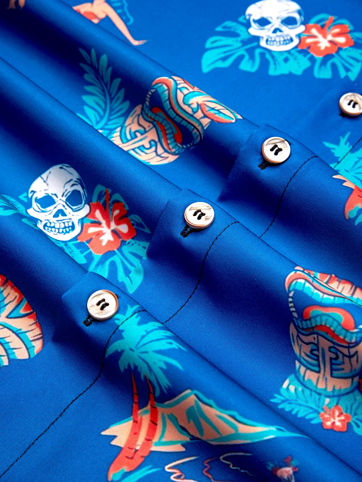 Royaura® Hawaiian Tiki Print Men's Button Pocket Short Sleeve Shirt