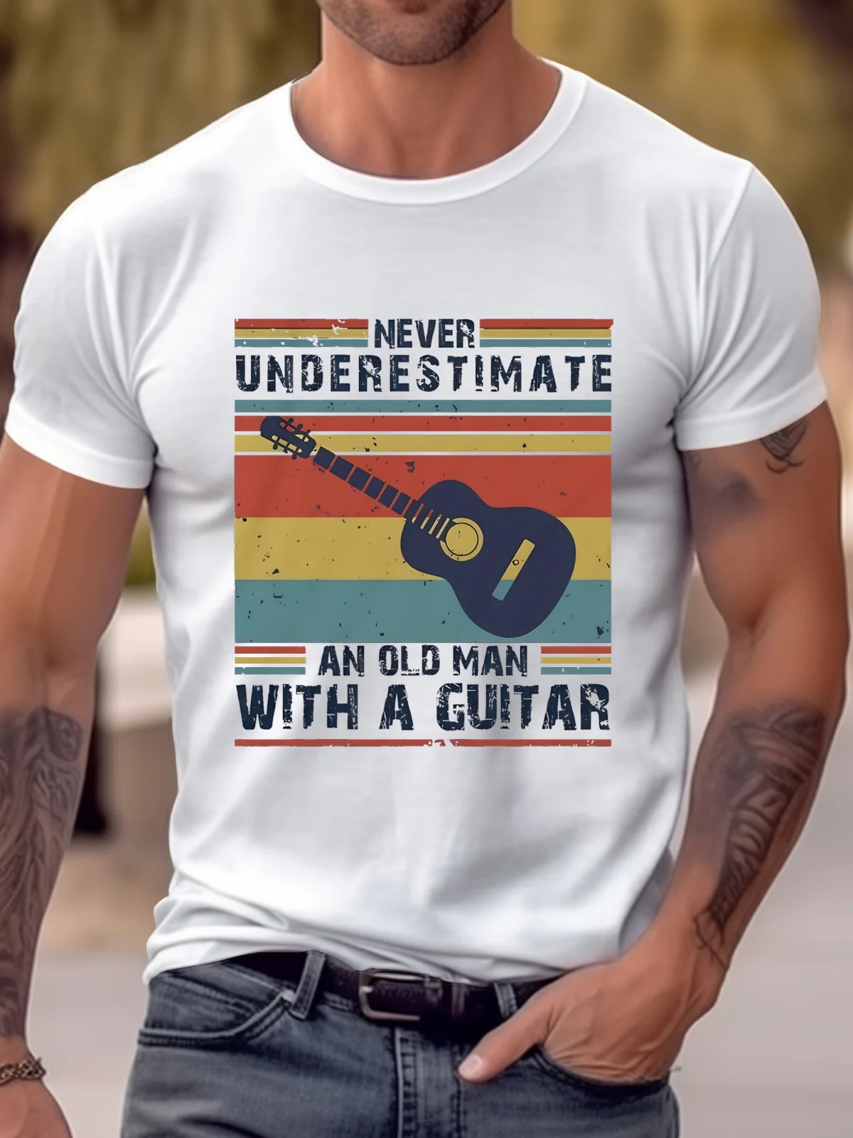 Royaura® Never Underestimate an Old Man With A Guitar T-Shirt Guitarist Dad Gift Guitar Player Vintage Grandpa Tee Big Tall