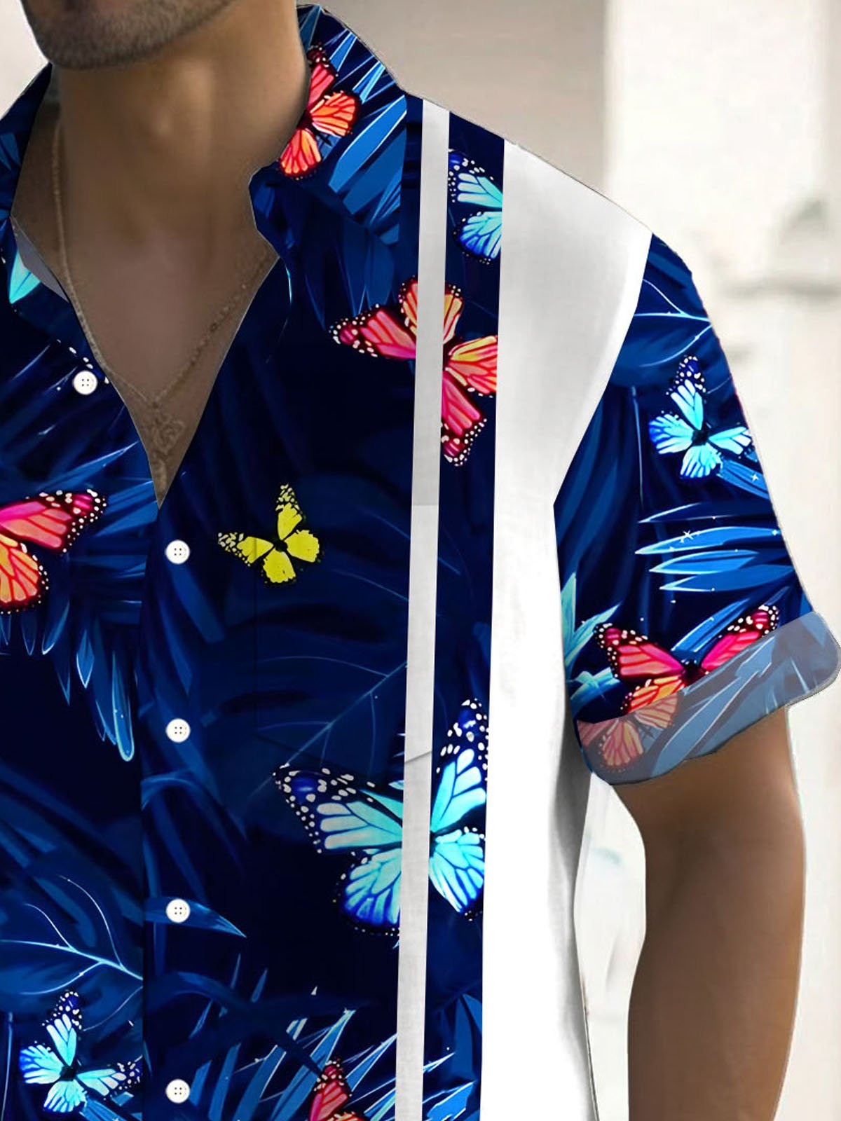 Royaura® Hawaiian Floral Butterfly Print Men's Button Pocket Short Sleeve Shirt