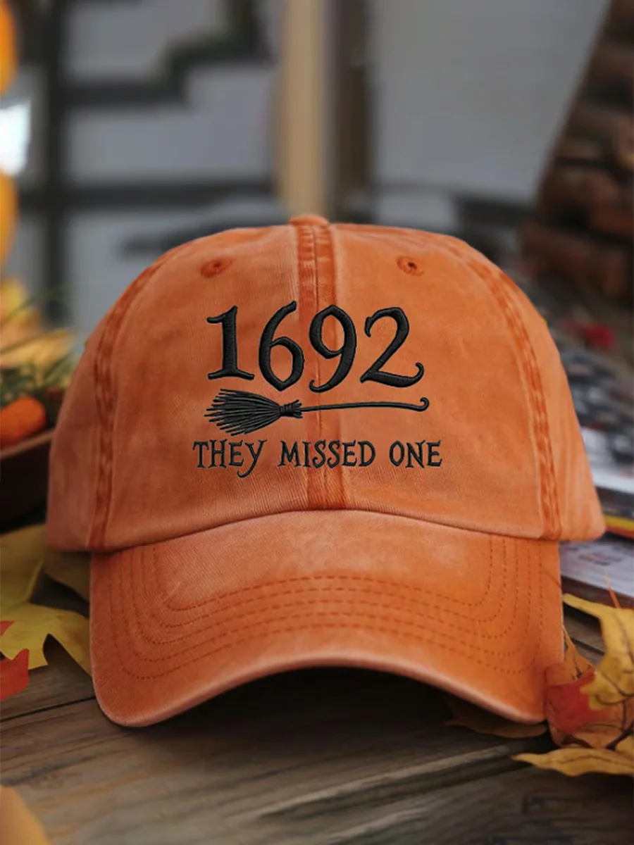 Royaura® Washed Cotton Halloween They Missed One 1692 Casual Baseball Cap