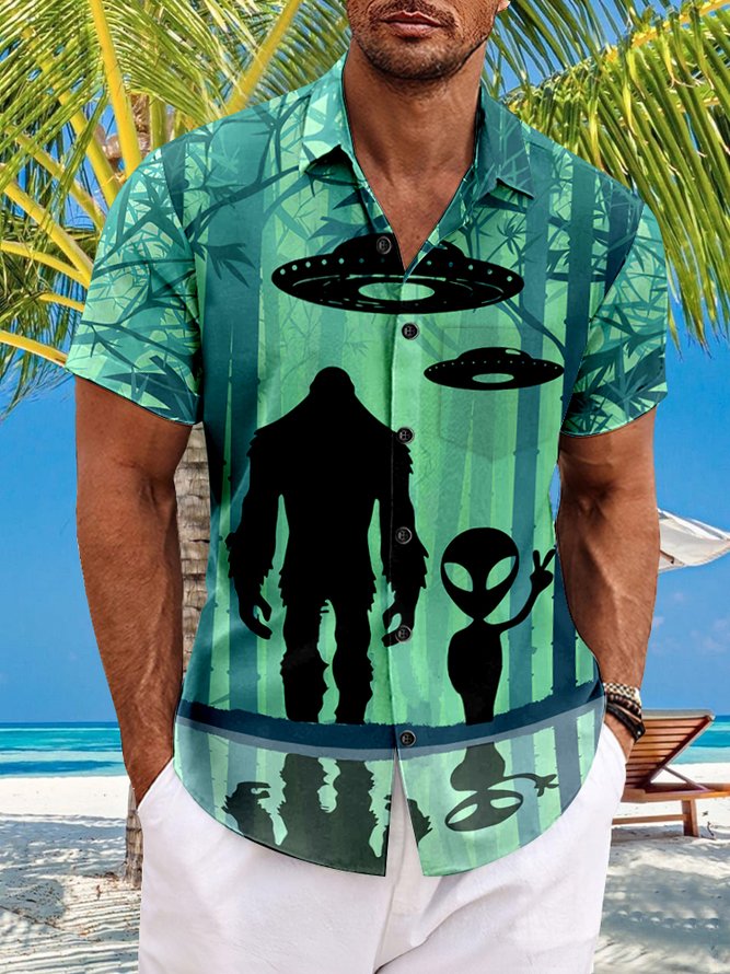 Royaura Bamboo Bigfoot Alien Spaceship Print  Men's Hawaiian Oversized Shirt with Pockets